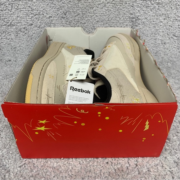 NEW Reebok Club C 85 Looney Tunes Beige Shoes Sneakers Mens Size 12 RARE LMT EDT - Picture 15 of 15